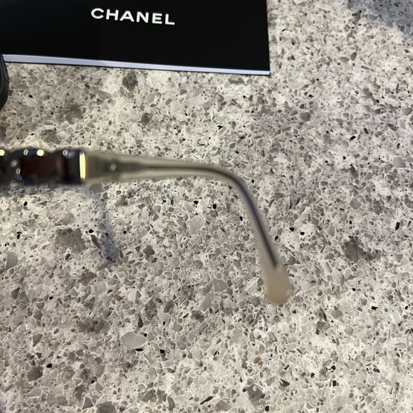 Chanel Sunglasses - Picture 4 of 8